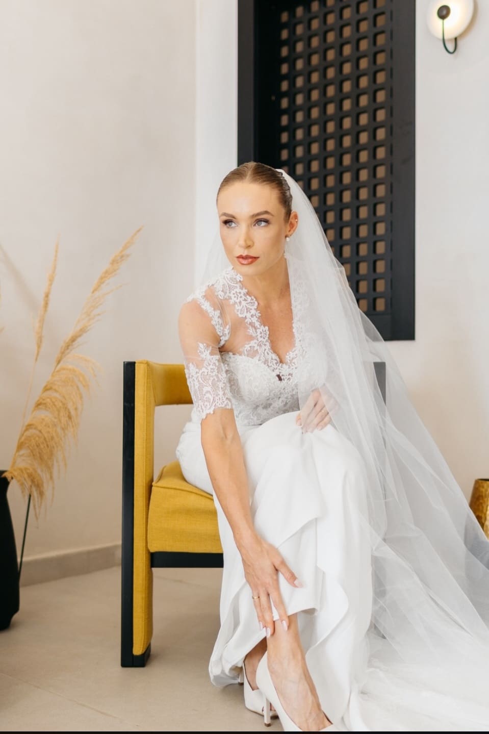 Luxury bridal look with veil by Panos Antoniou